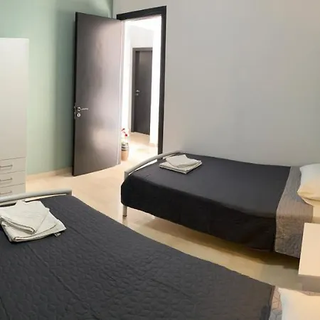 Nikilein's House, 150μ απο την παραλία